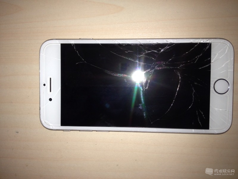 国行苹果6A1586银色三网通外屏碎触摸完好-跳