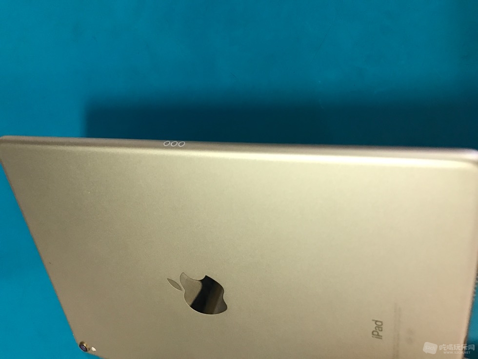 iPadpro 10.5寸金色成色极品-跳蚤市场-成都吃