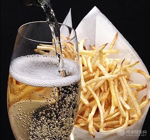 04-prosecco-and-fries-141011.jpg
