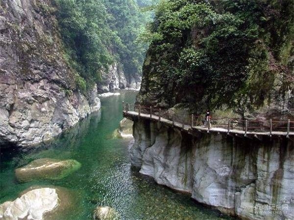 银厂沟2.jpg