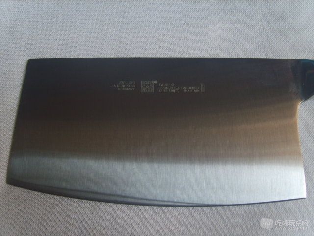 S8309068.JPG