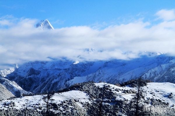 起点微微lee 四姑娘山.jpg