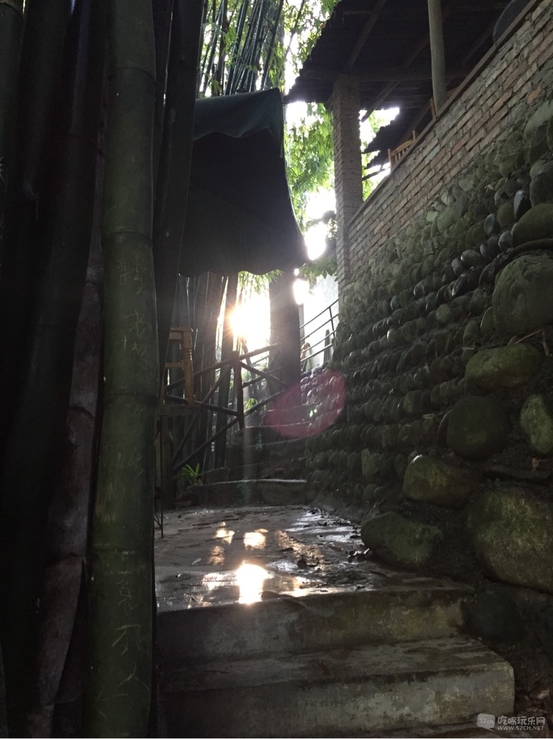221144nyc78mb78vcayc4c.jpg