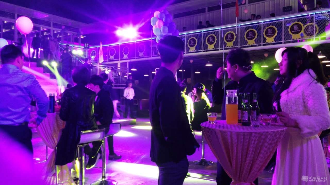 红灯六酒