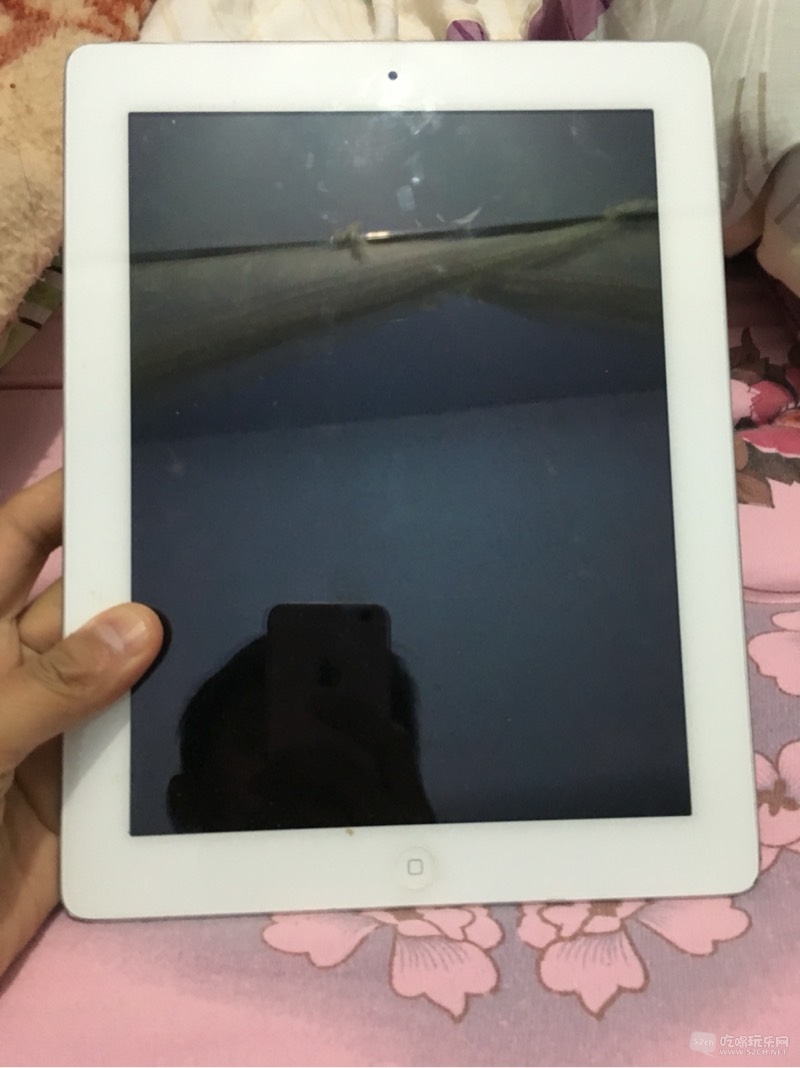 215644vrfr7htzmnpvbv8h.jpg