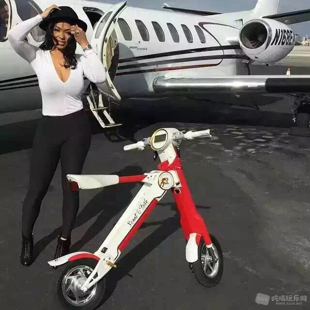 144848lt39zjpnwtj3k9wo.jpg