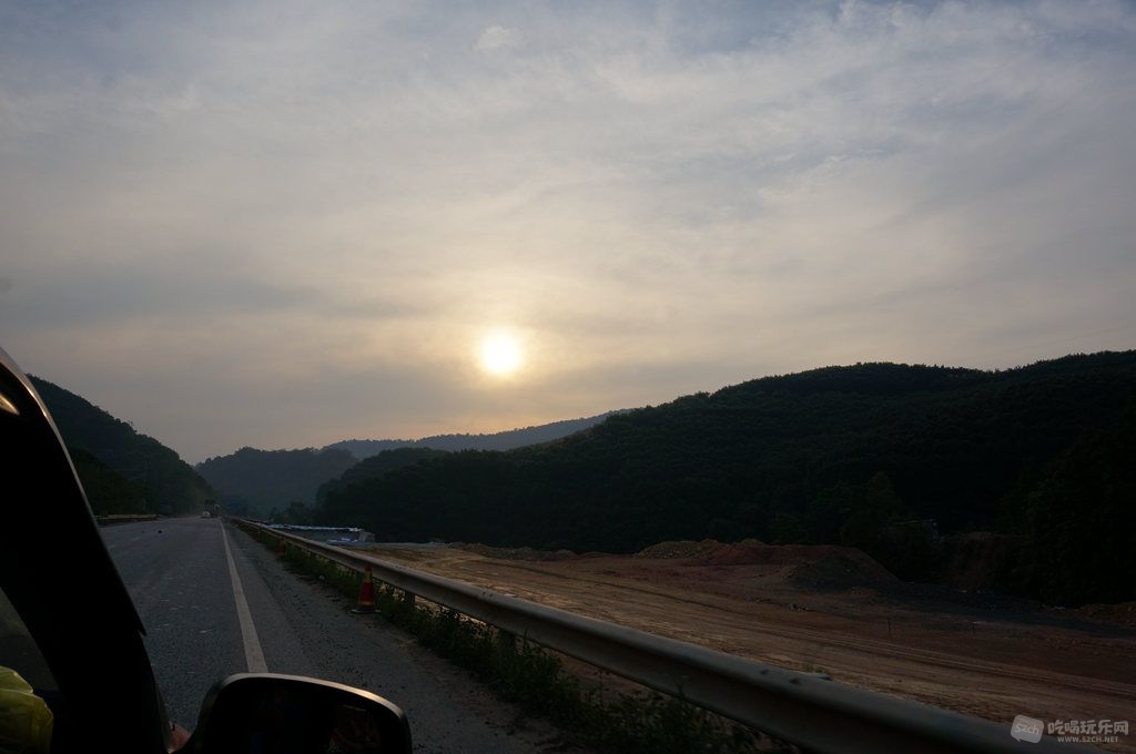 路上 (8).jpg
