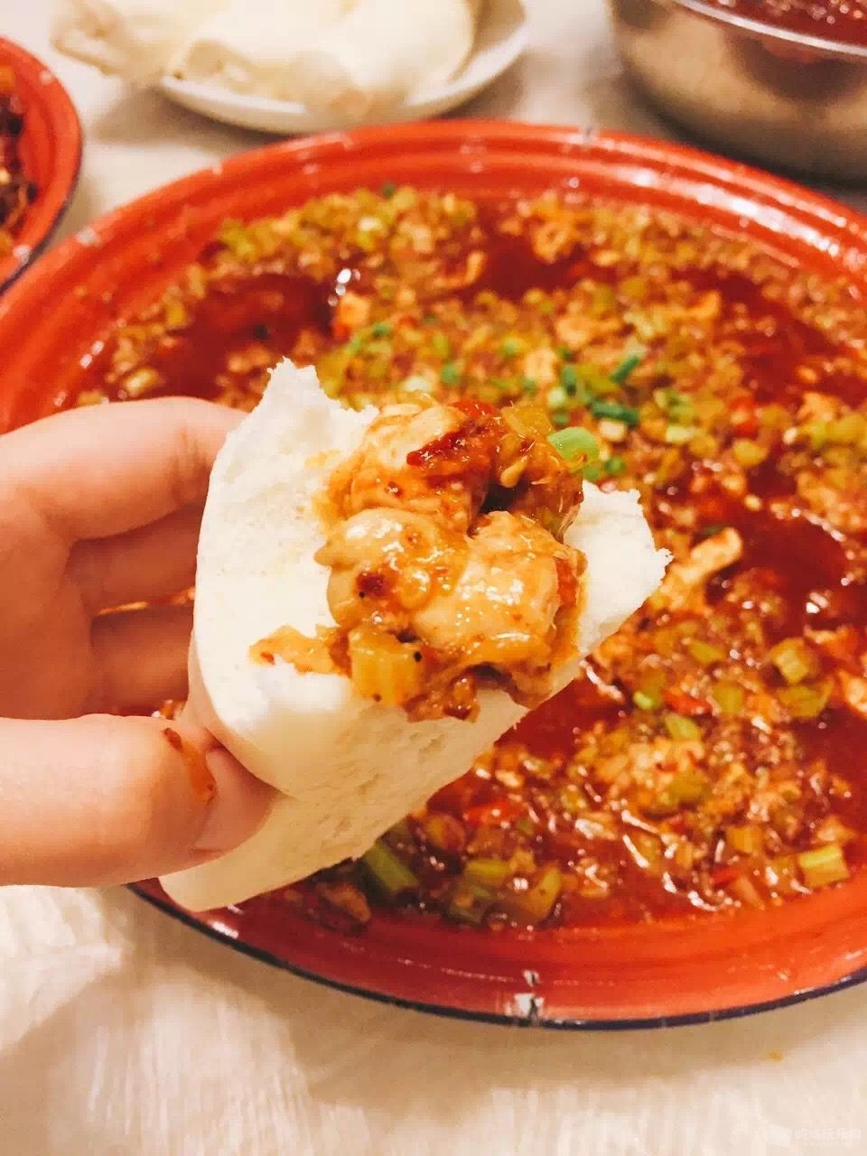脑花配馒头.jpg