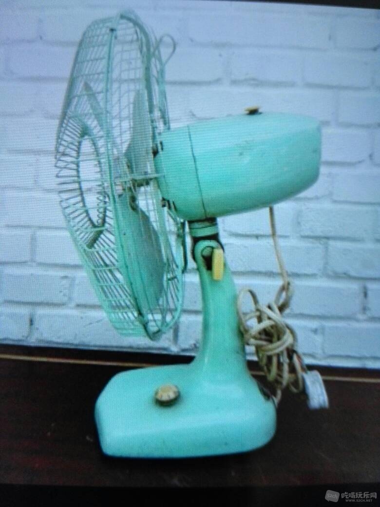 BOB电竞杭州一丝绸商人传下电风扇 吹了六七十年还能吹