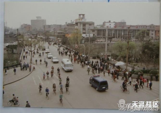 新南门2.jpg