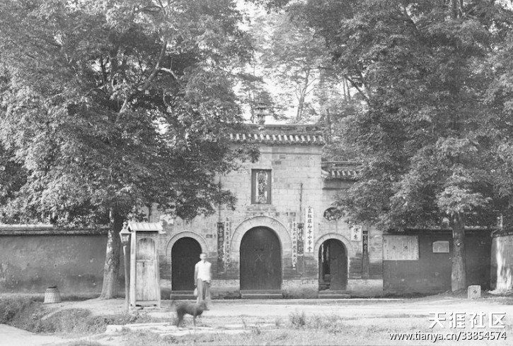1910-07-31成都满城关帝庙（现在的支机石处）.jpg