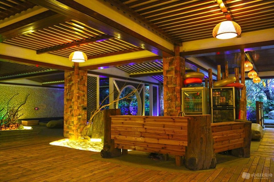 华生酒店温泉