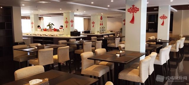 花园城酒店餐厅