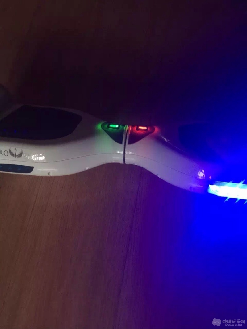 231630r2igvtplvfkfqtop.jpg