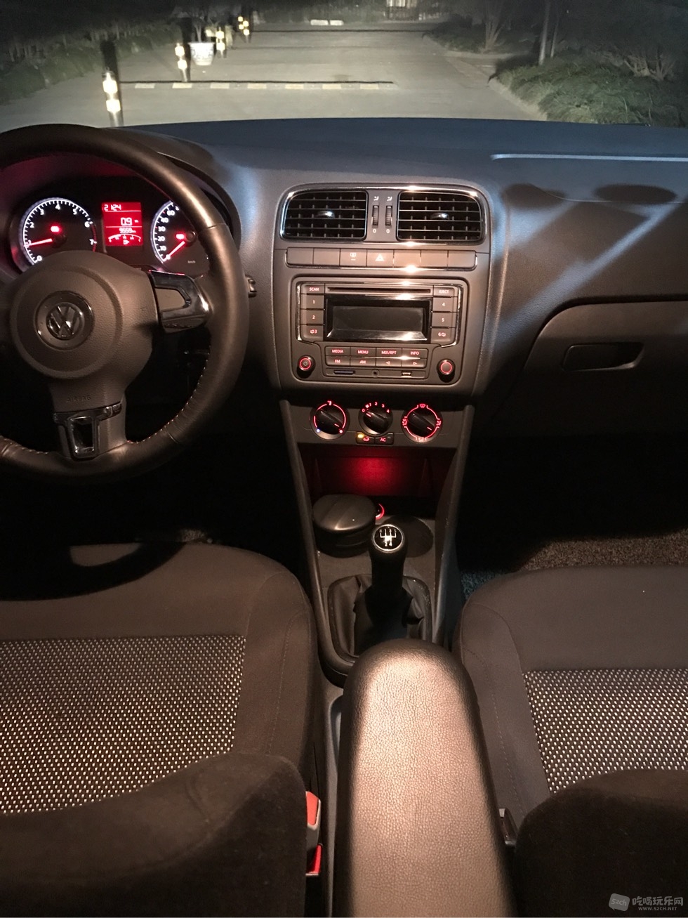 215240bxg9z74cxo3llmcg.jpg