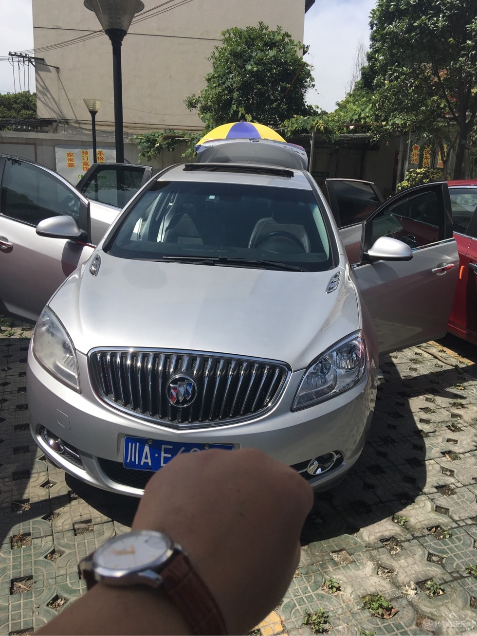 105833y40sni13db99l539.jpg