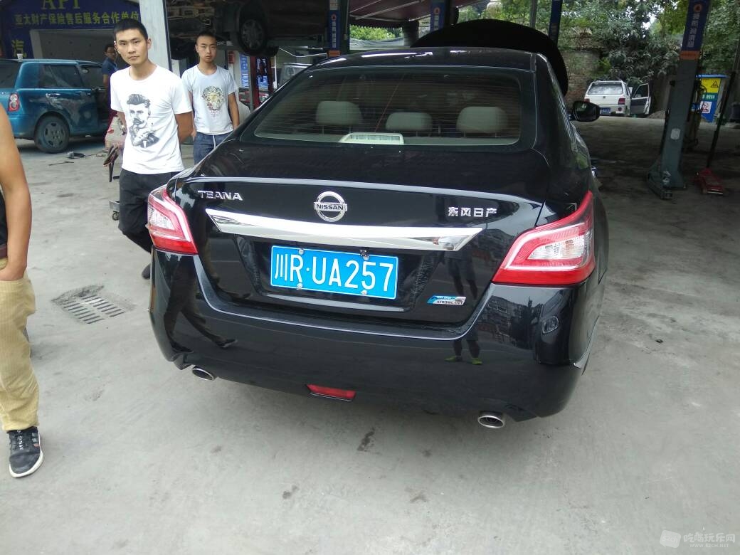 224201qy7sw7llaryayajy.jpg
