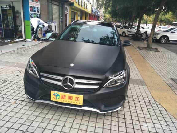 223152uy95mdec6bcyyc82.jpg