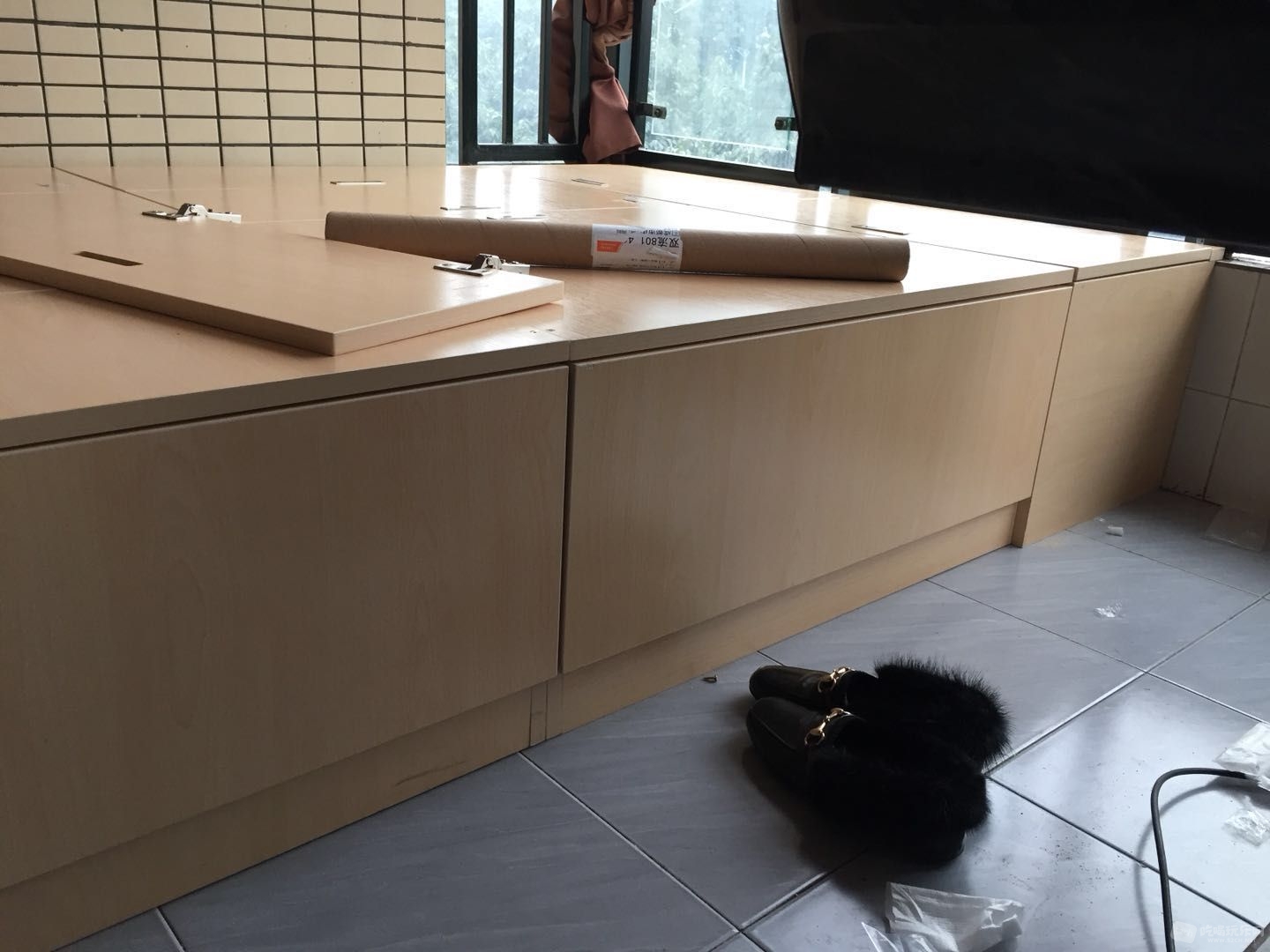 抽屉无拉手