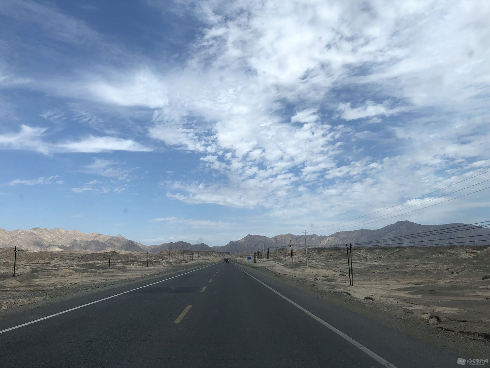 独库公路（库车进入天山大峡谷前）