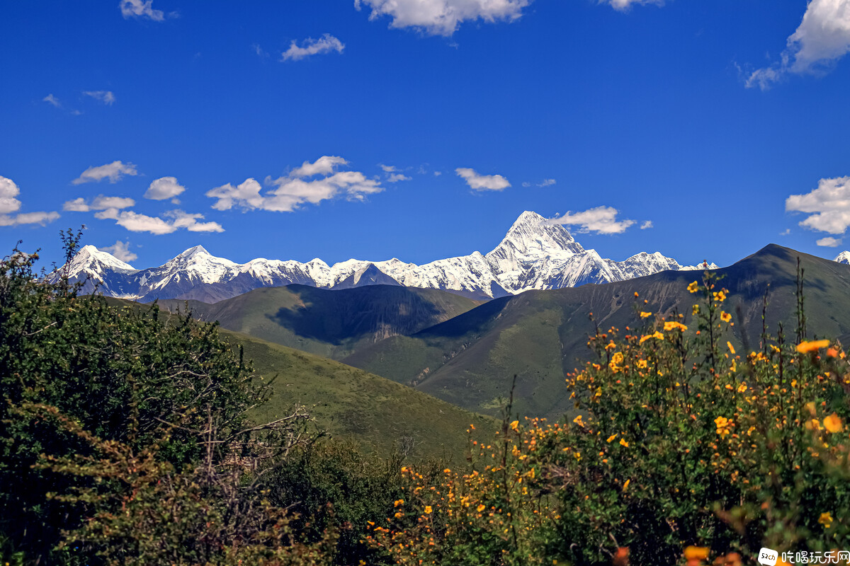 蜀山之王贡嘎，拍摄于四川康定市泉华滩山顶，成都张淼（13980038187.jpg.jpg