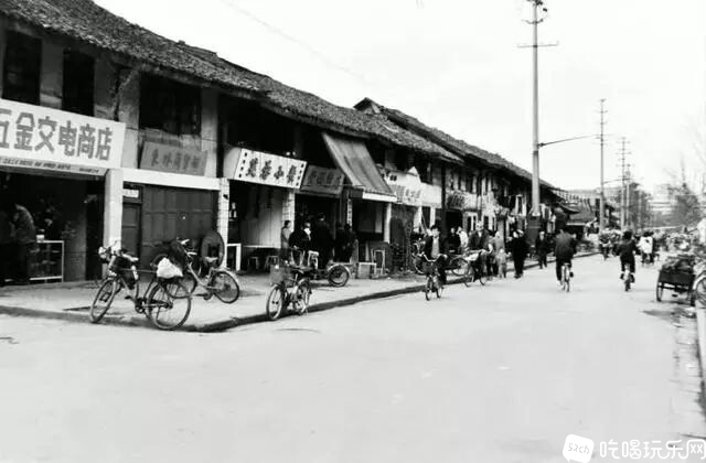 1995年的西安中路，摄影：严永聪.jpg
