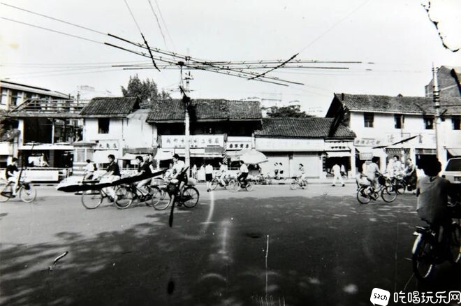 1992年的盐市口.jpg