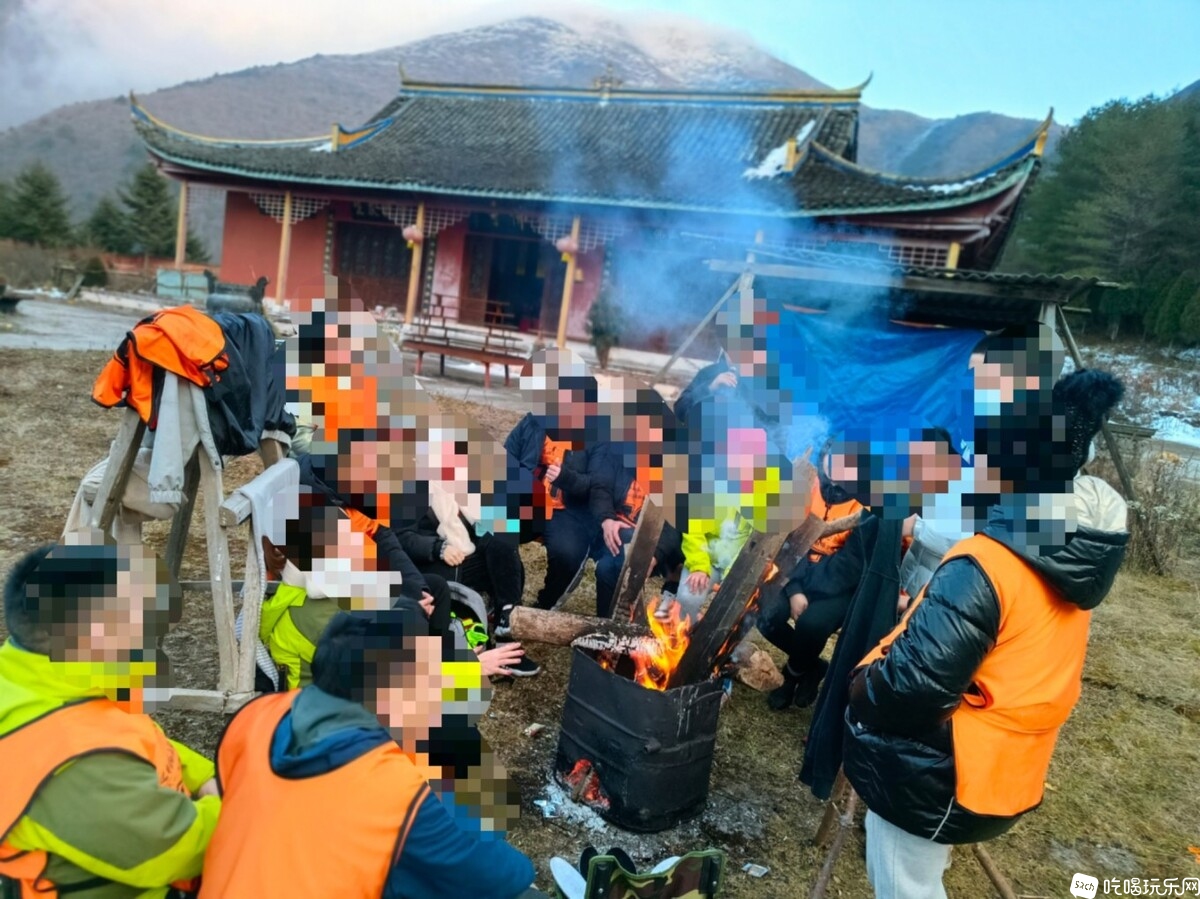佛静寺篝火.jpeg