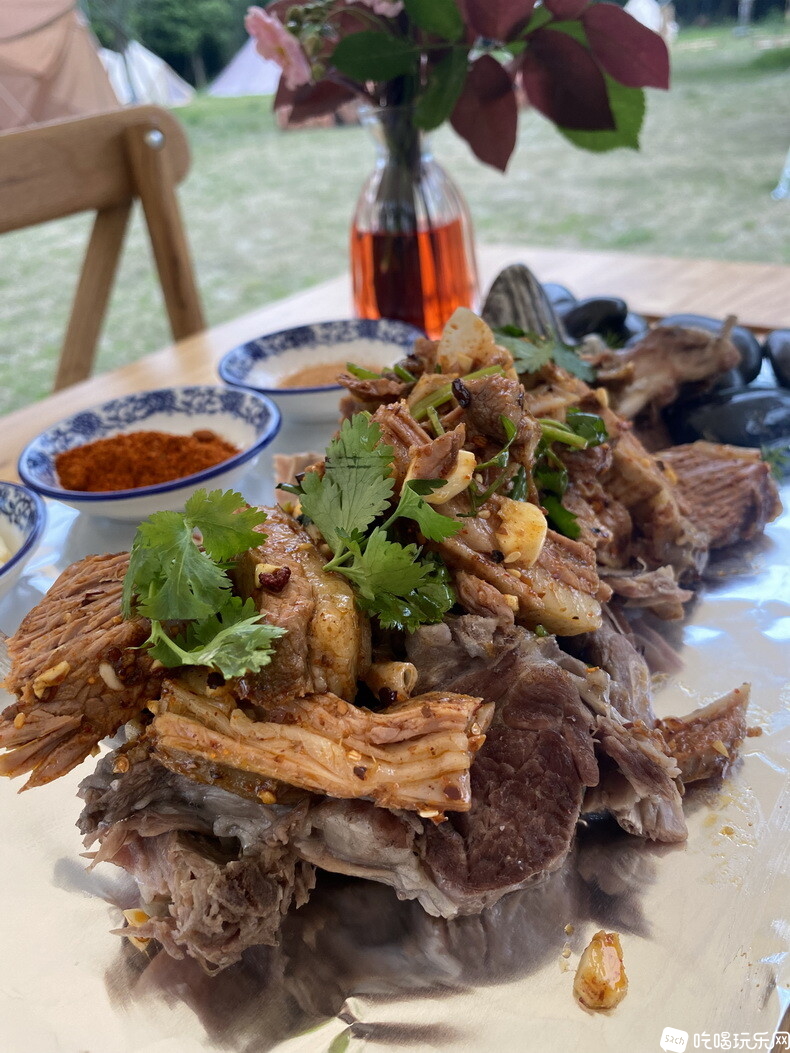 微信图片_20220413215042_调整大小.jpg