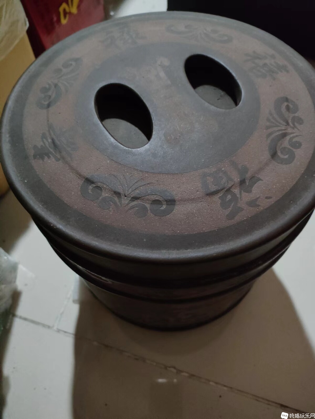 紫砂茶桶.jpg