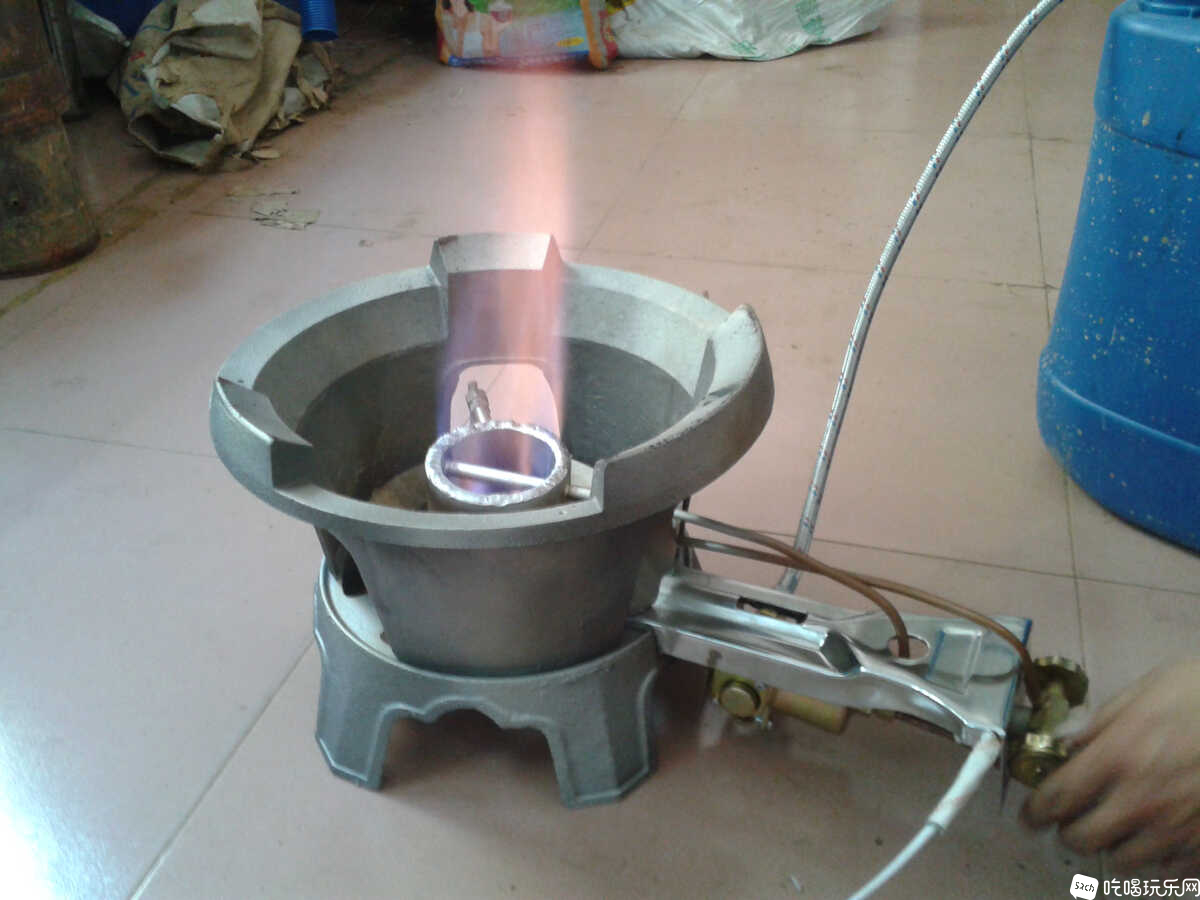 ptrhAbptH_1350005495.jpg
