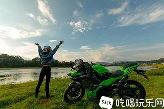 02aeb5ae38bcbda4c5c7c765aa4eb68.jpg
