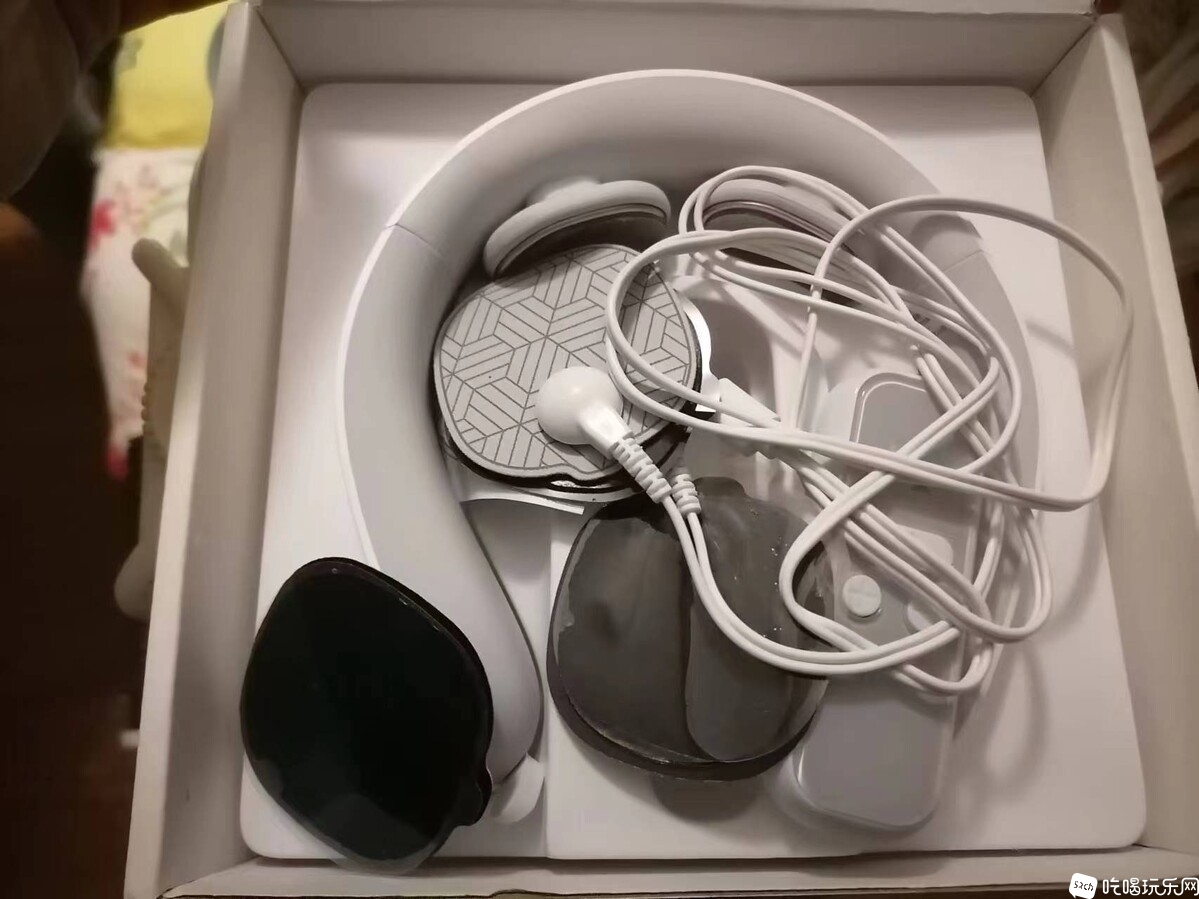 PGG多功能颈椎按摩器