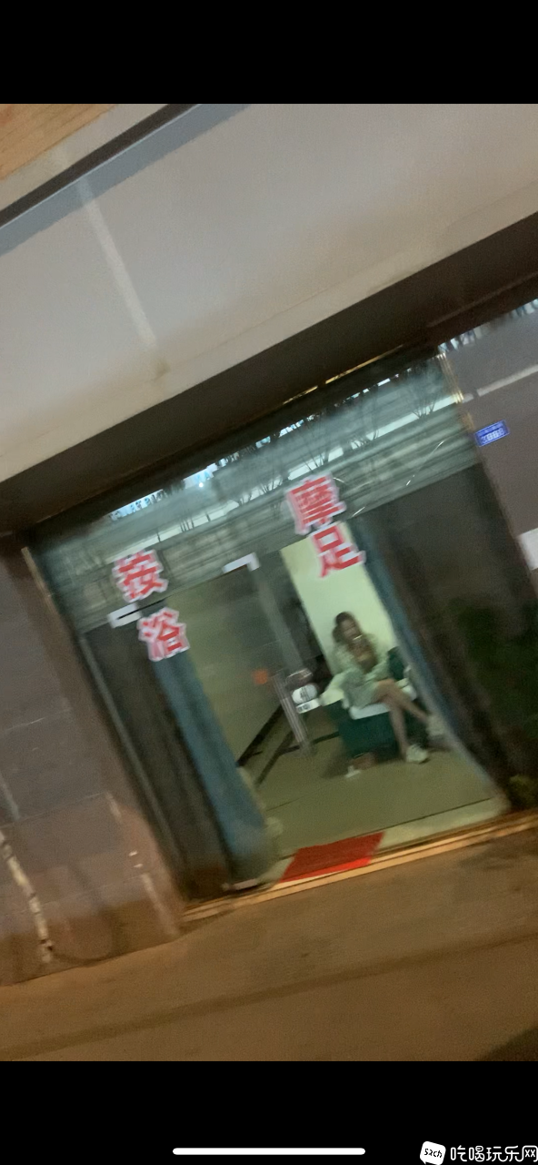 1F33D72E-33E6-4D44-907D-90EF6D0773E3.png