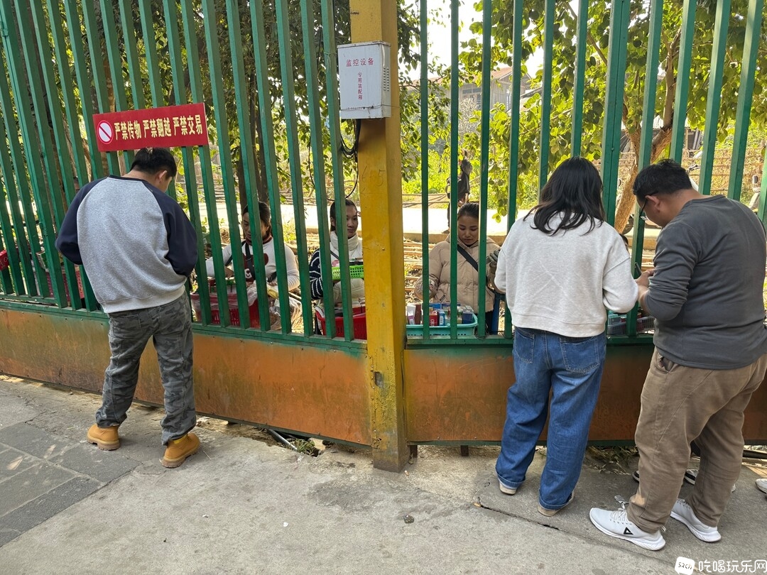 09.jpg