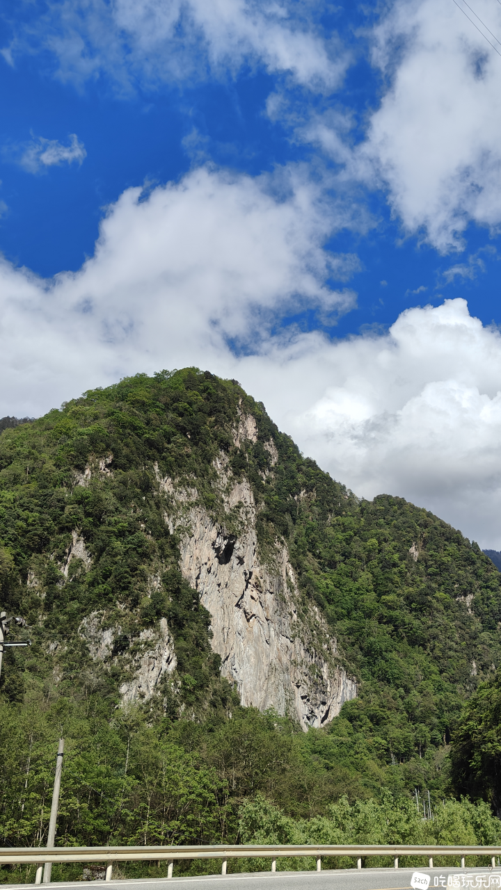夹金山21