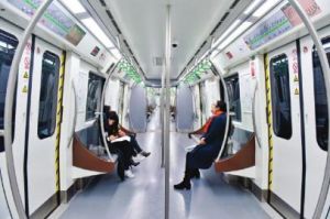 成都地铁４号线一期26号载客运营