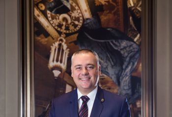 成都瑞吉酒店任命Mirko De Giorgi先生为行政助理经理