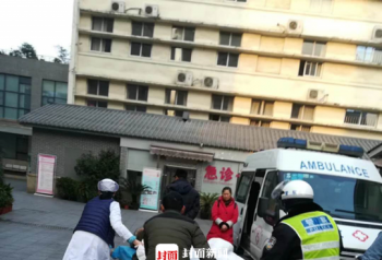 临盆产妇送医早高峰遇堵 交警接力开道8分钟送达